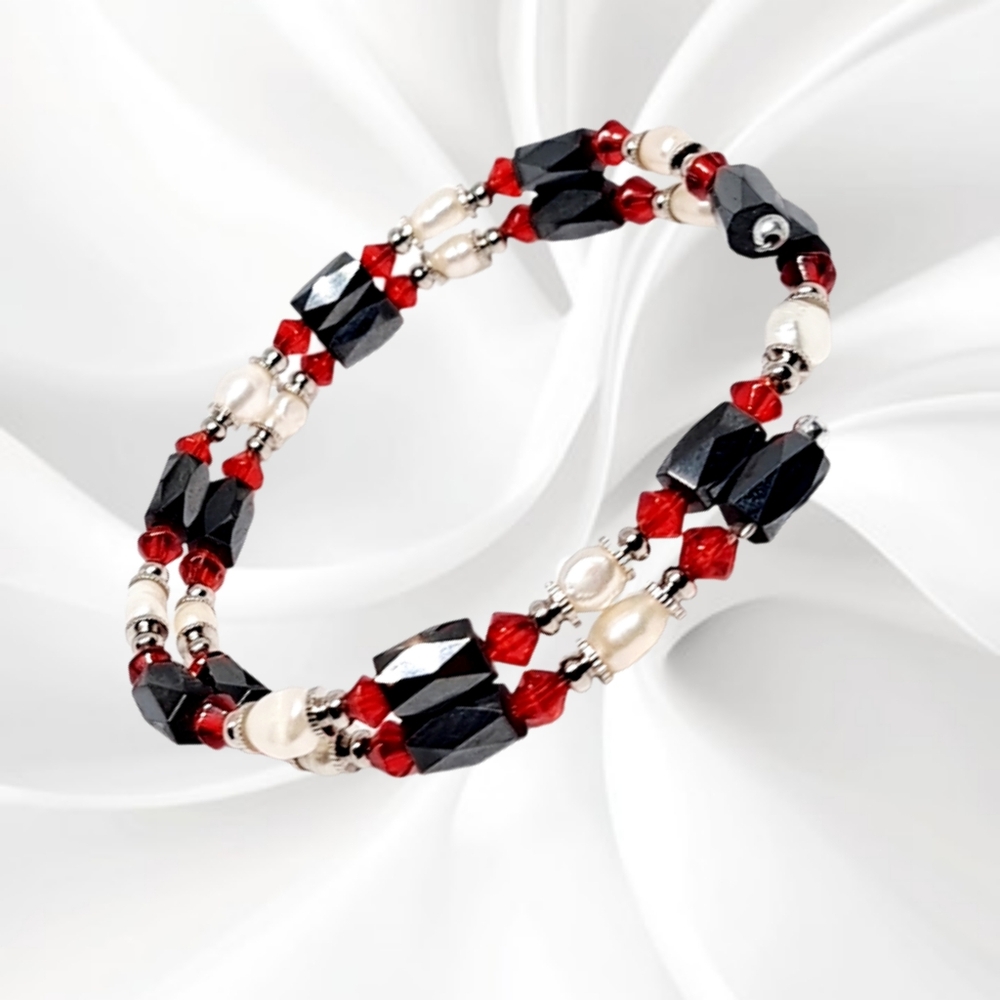 Black, Red, & White Hemitite Beaded Bracelet NWOT